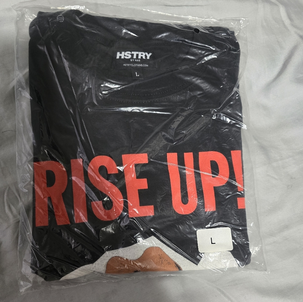 HSTRY Rise Up tee